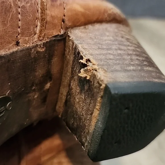 Frye heeled boots size 6.5 - Picture 10 of 15